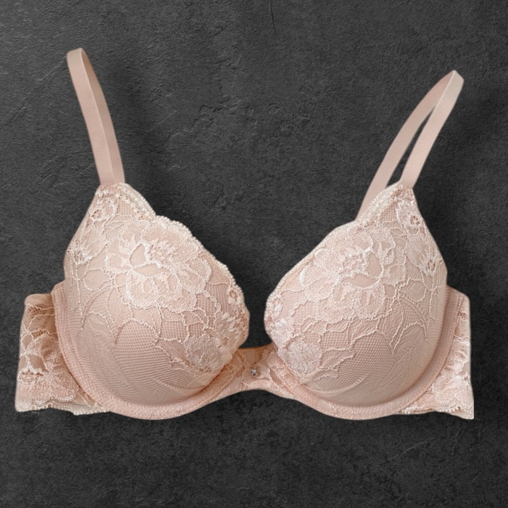 Maidenform lined push-up lace detailed bra size 32C
